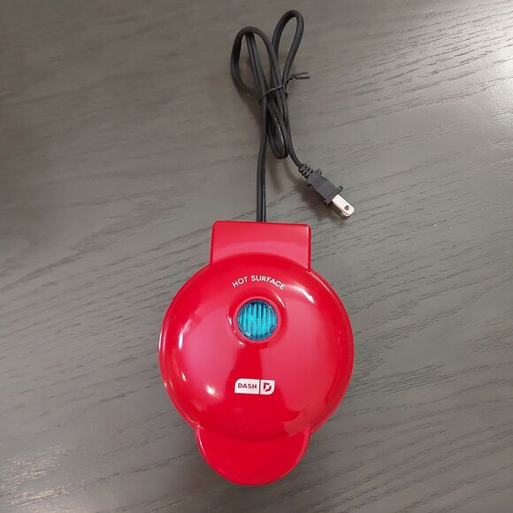 DASH Mini Maker for Individual Waffles Hash Browns Non-Stick 4 in Red - Picture 1 of 9
